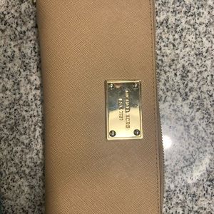 Michael Kors wallet